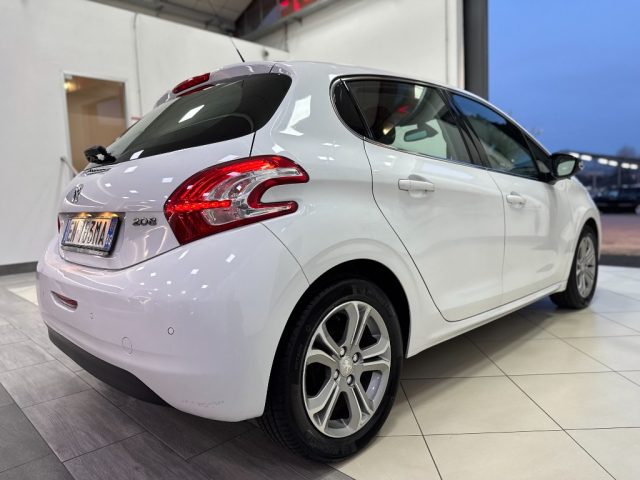PEUGEOT 208 usata, con Climatizzatore automatico, 2 zone