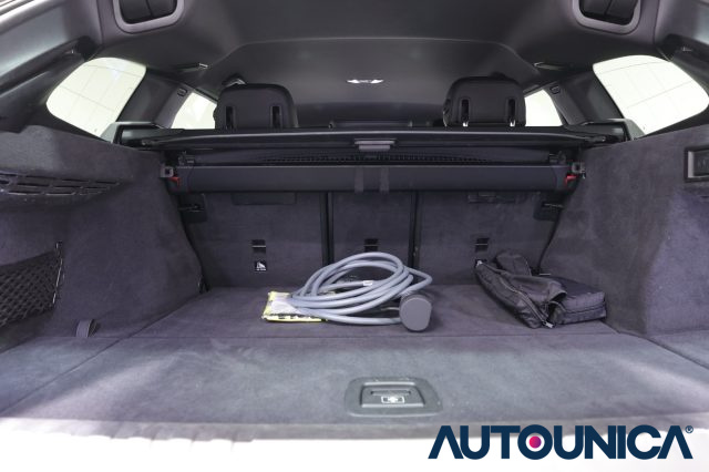 BMW 320 usata, con Blind spot monitor