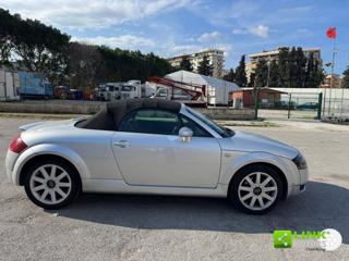 AUDI TT usata, con Airbag laterali