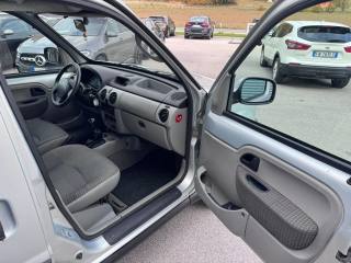 RENAULT Kangoo usata 14