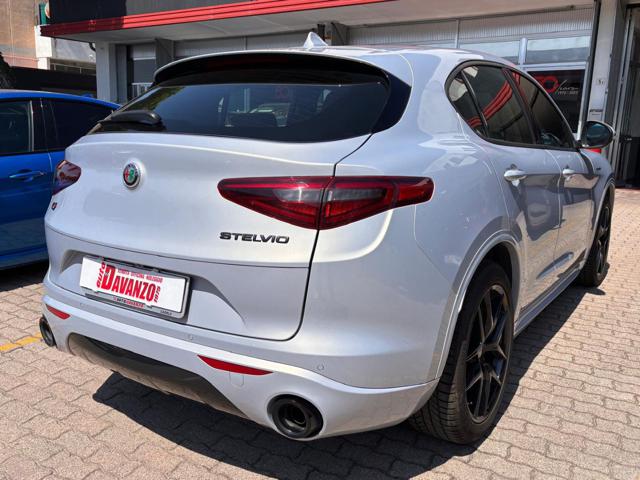 ALFA ROMEO Stelvio usata, con Fari Xenon