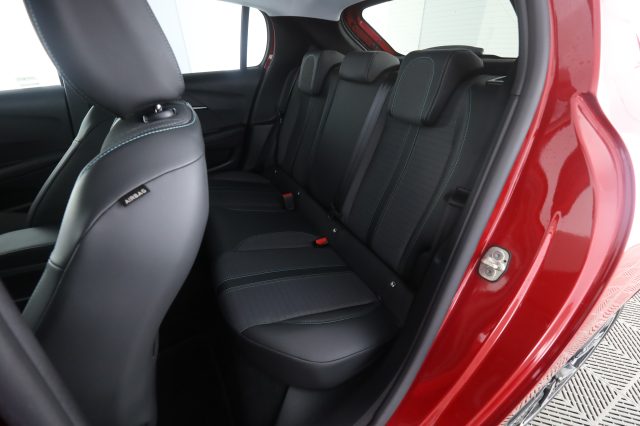 PEUGEOT 208 usata 3