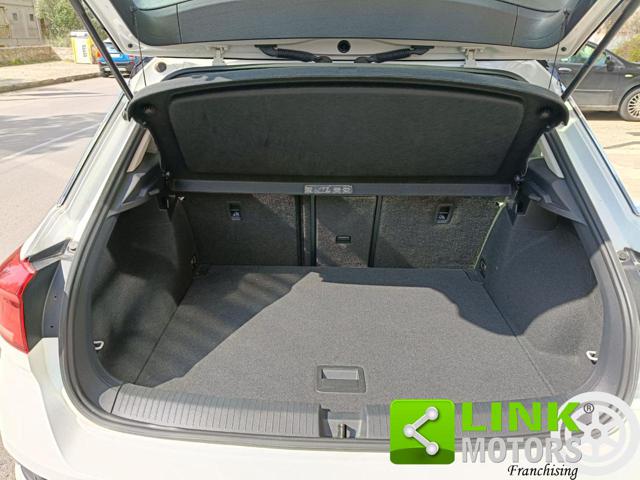 VOLKSWAGEN T-Roc usata, con Fendinebbia