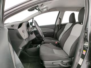 TOYOTA Yaris usata, con Alzacristalli elettrici