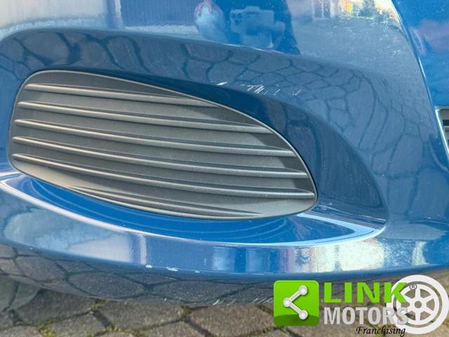 MERCEDES-BENZ V 200 usata, con Sedile posteriore sdoppiato