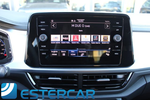 VOLKSWAGEN T-Roc usata, con Fari LED