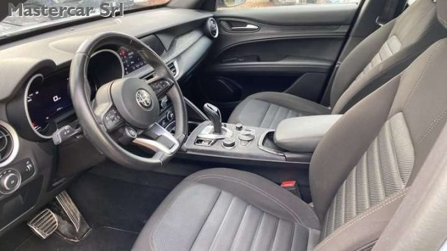 ALFA ROMEO Stelvio usata, con Chiusura centralizzata