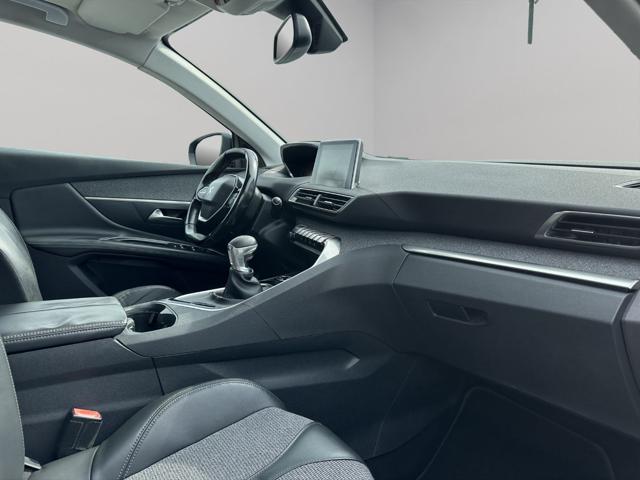 PEUGEOT 3008 usata, con Interni in pelle
