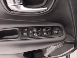 JEEP Renegade usata, con USB