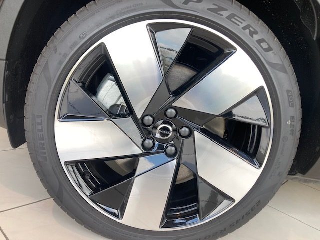 VOLVO XC40 usata, con ESP