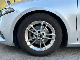 MERCEDES-BENZ A 180 usata, con Chiusura centralizzata