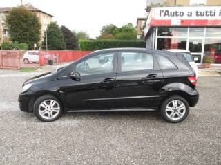 MERCEDES-BENZ B 180 usata, con Airbag