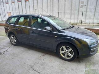 FORD Focus usata, con Servosterzo