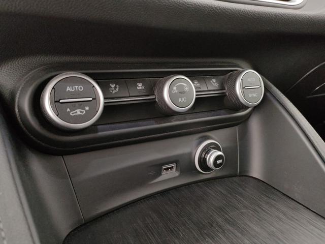 ALFA ROMEO Stelvio usata, con Fari Xenon