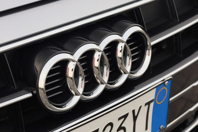 AUDI A4 usata, con Schermo multifunzione interamente digitale