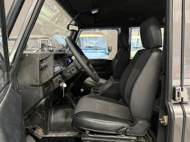 LAND ROVER Defender usata 7