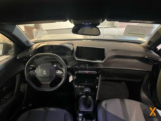 PEUGEOT 2008 usata, con Park Distance Control