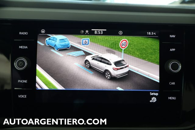 VOLKSWAGEN Taigo usata, con USB