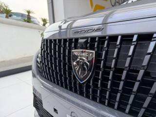 PEUGEOT 2008 usata, con Alzacristalli elettrici