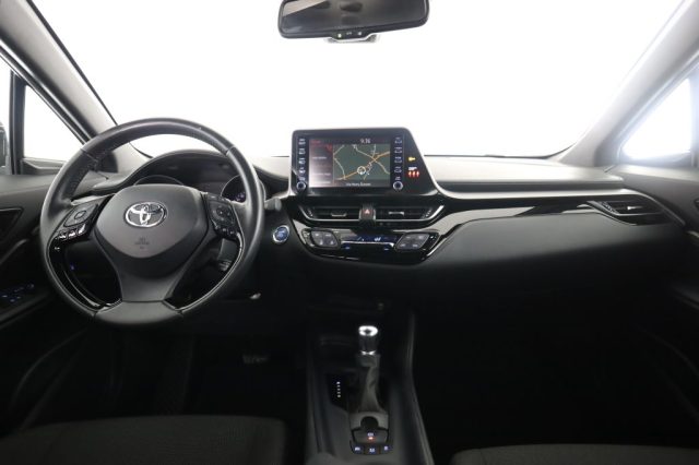 TOYOTA C-HR usata 4