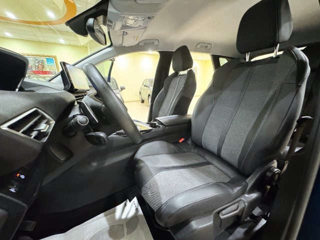 PEUGEOT 3008 usata, con Fari LED