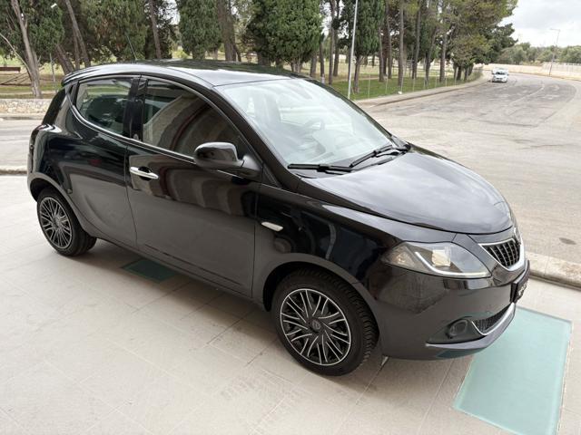LANCIA Ypsilon usata, con Airbag laterali