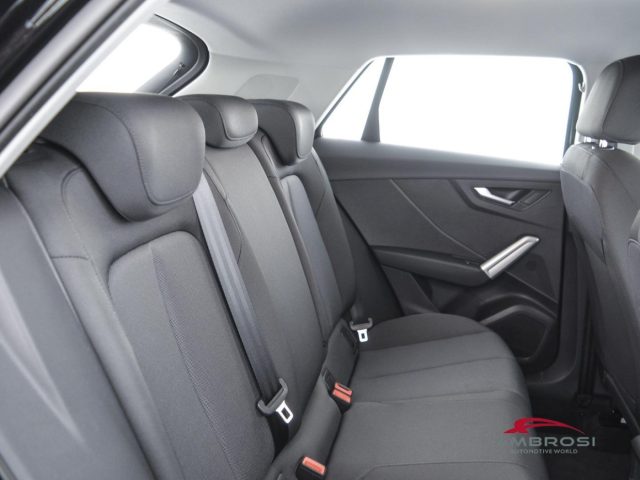 AUDI Q2 usata 10