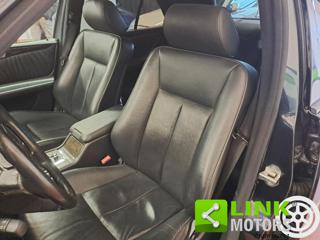 MERCEDES-BENZ E 200 usata 23
