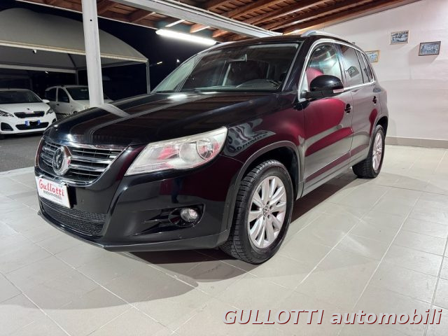 VOLKSWAGEN Tiguan usata, con Airbag laterali