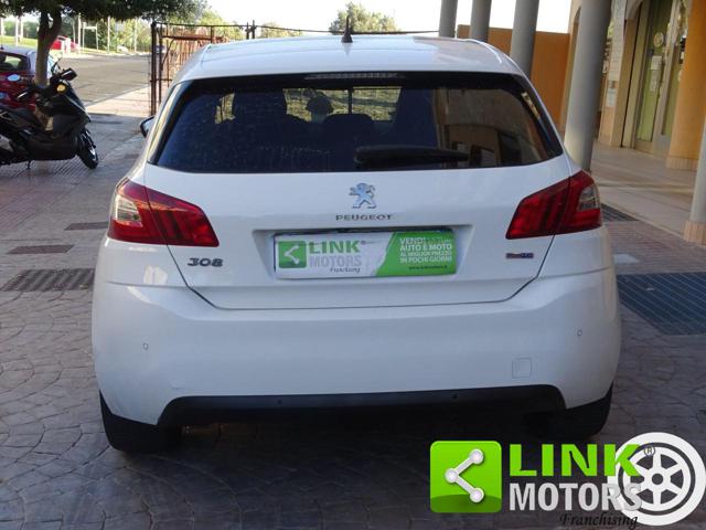 PEUGEOT 308 usata, con Alzacristalli elettrici
