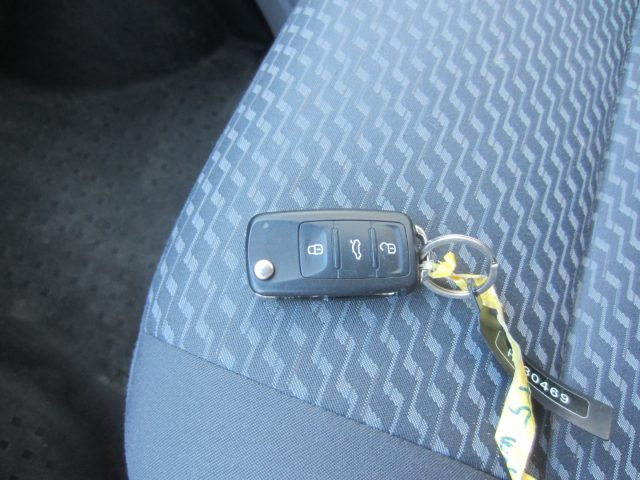 VOLKSWAGEN T5 usata 33