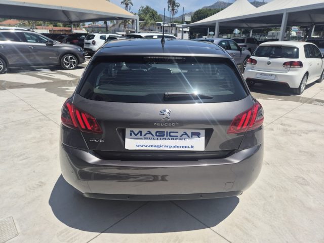 PEUGEOT 308 usata, con Alzacristalli elettrici
