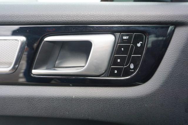 PORSCHE Cayenne usata, con Limitatore di velocità