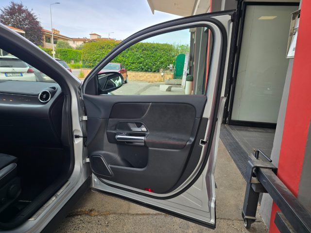 MERCEDES-BENZ GLA 200 usata 115