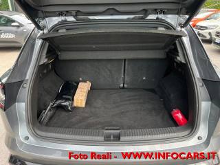 RENAULT Austral usata, con USB