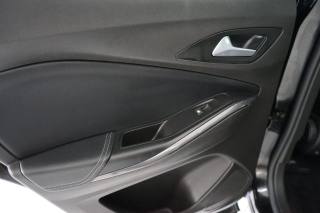 OPEL Grandland X usata, con Luci diurne