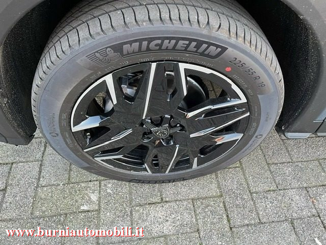 PEUGEOT 3008 usata, con Fari LED