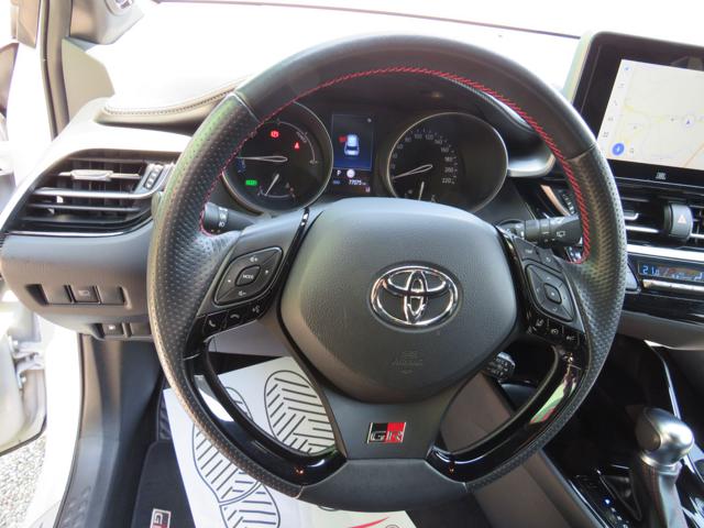 TOYOTA C-HR usata 30