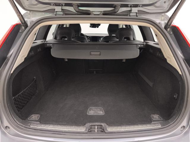 VOLVO V60 usata, con Touch screen