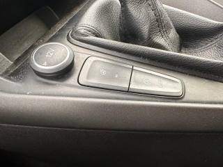 FORD Focus usata, con Park Distance Control
