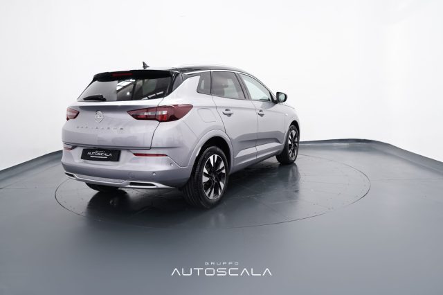 OPEL Grandland usata, con Controllo automatico clima