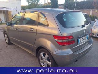 MERCEDES-BENZ B 180 usata, con Airbag laterali