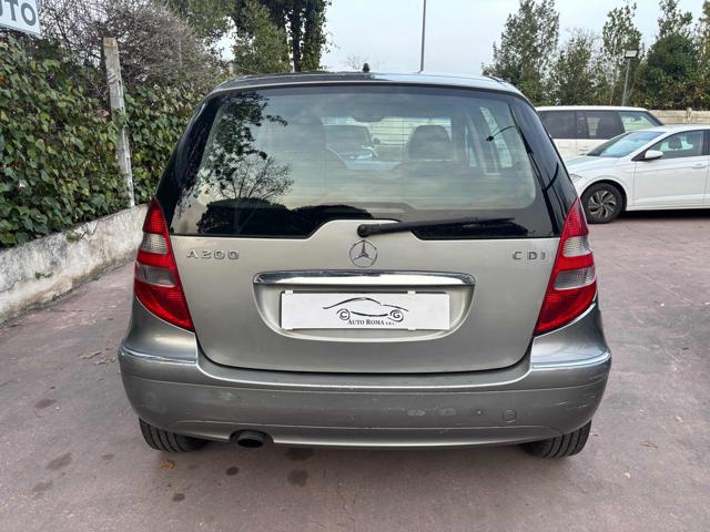 MERCEDES-BENZ A 200 usata, con Alzacristalli elettrici