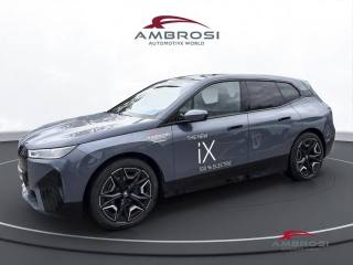 BMW iX xDrive40 Pacchetto Sportivo
