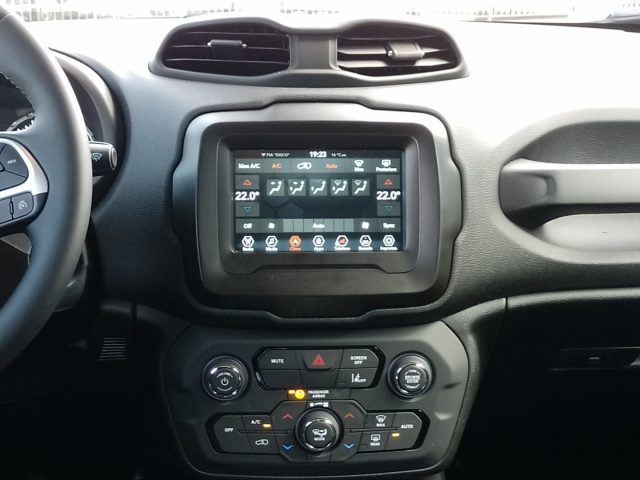 JEEP Renegade usata, con Servosterzo