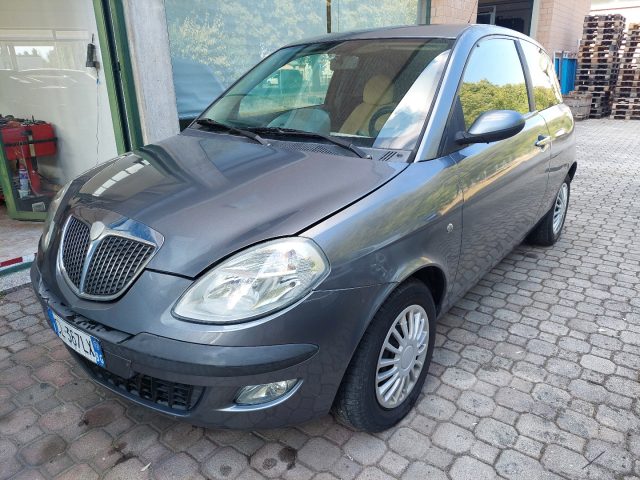 LANCIA Ypsilon usata, con ABS