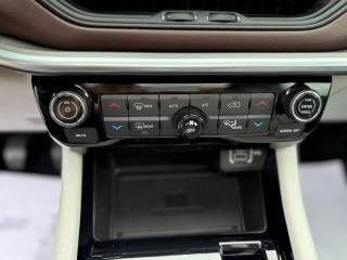 JEEP Compass usata, con Autoradio digitale