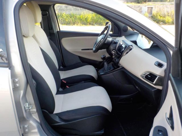 LANCIA Ypsilon usata 39