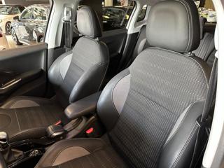PEUGEOT 2008 usata, con Controllo trazione