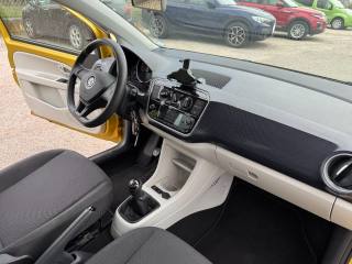 VOLKSWAGEN up! usata, con ESP